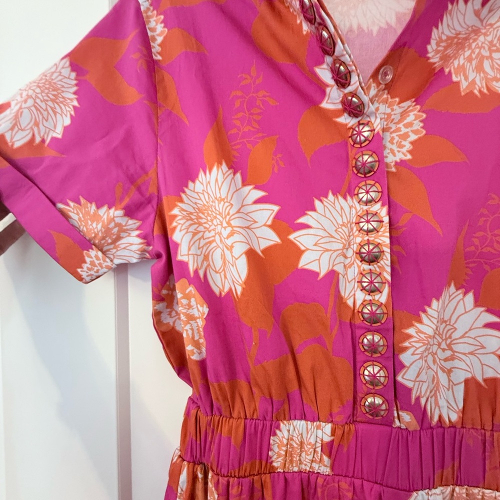Pink Floral Dress with Button Accents - Picture 3 of 4